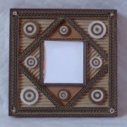 Miroir en dentelle de carton marron