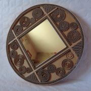 Miroir rond en dentelle de carton jaune