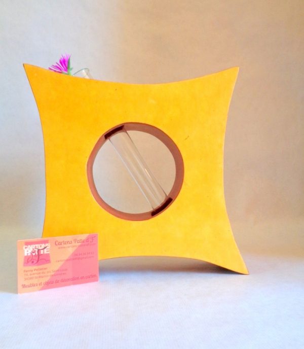 Soliflore en carton - Jaune ocre/Rouille