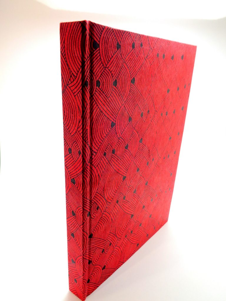 Carnet A5 - 14,5 cm X 21 cm - "Rouge nœuds" - 160 pages