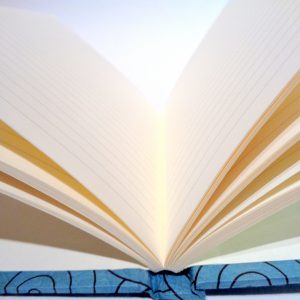 Carnet de poche - 10 cm X 15 cm - Bleu à cercles noirs - 128 pages – Image 2