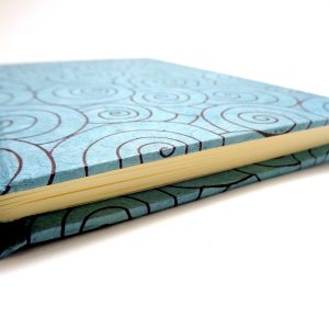 Carnet de poche - 10 cm X 15 cm - Bleu à cercles noirs - 128 pages – Image 3