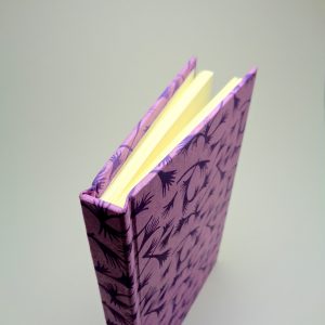 Carnet de poche - 10 cm X 15 cm - Mauve à motifs violets - 128 pages – Image 5