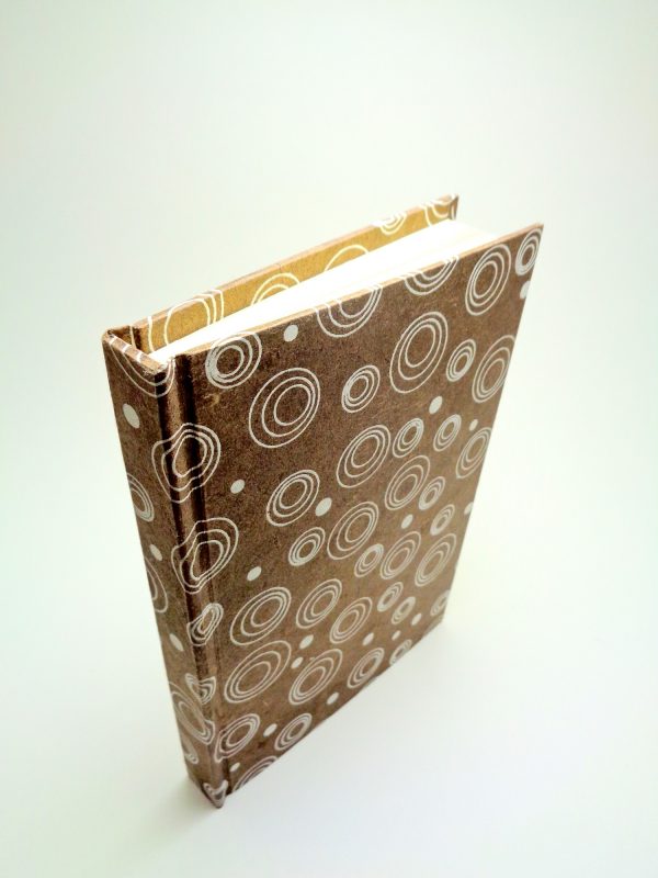 Carnet de poche - 10 cm X 15 cm - Marron à cercles blancs - 144 pages