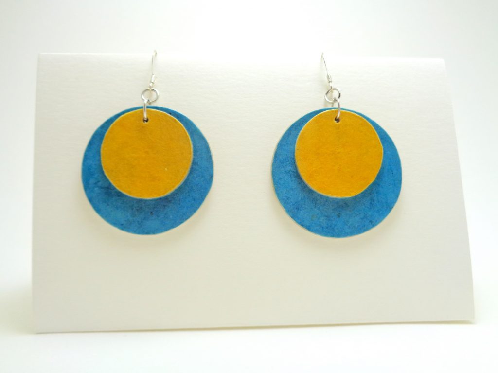 Boucles d'oreille rondes en carton - Bleu/Jaune - Argent 925