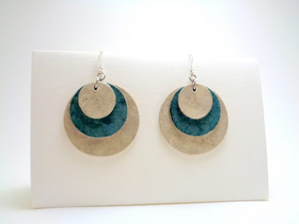 Boucles d'oreille rondes en carton - Blanc/Bleu - Argent 925