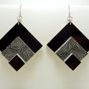 Boucles d'oreille en carton noir et gris cercles