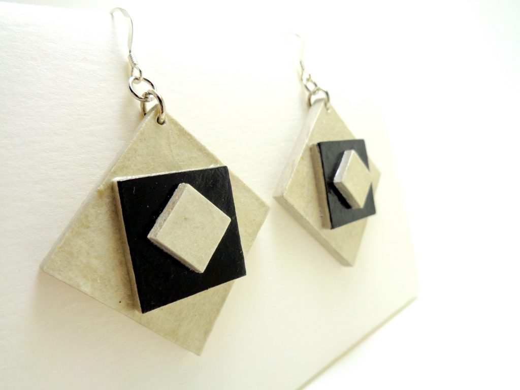Boucles d'oreille en carton - étoile - Blanc/Noir - Argent 925