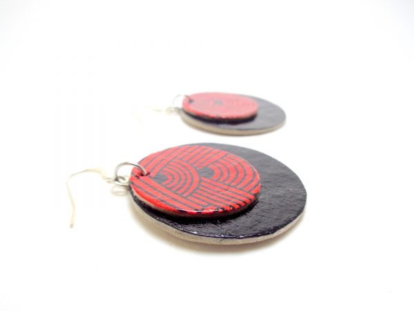 Boucles d'oreille rondes en carton - Noir/ "Rouge nœuds" - Argent 925