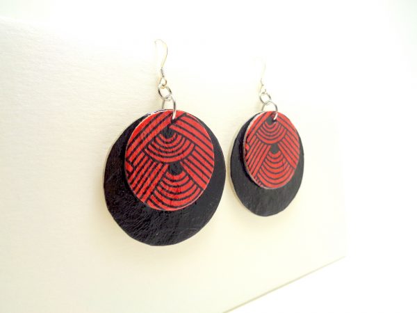 Boucles d'oreille rondes en carton - Noir/ "Rouge nœuds" - Argent 925
