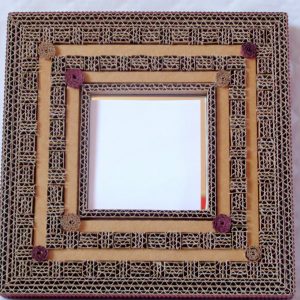 Petit miroir en dentelle de carton - Marron -