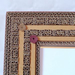 Petit miroir en dentelle de carton - Marron - – Image 2