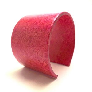 Bracelet manchette en carton - Rondo-Rose – Image 3