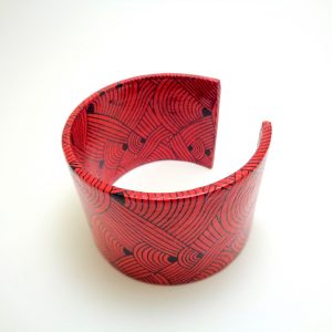 Bracelet manchette en carton - Rouge nœuds