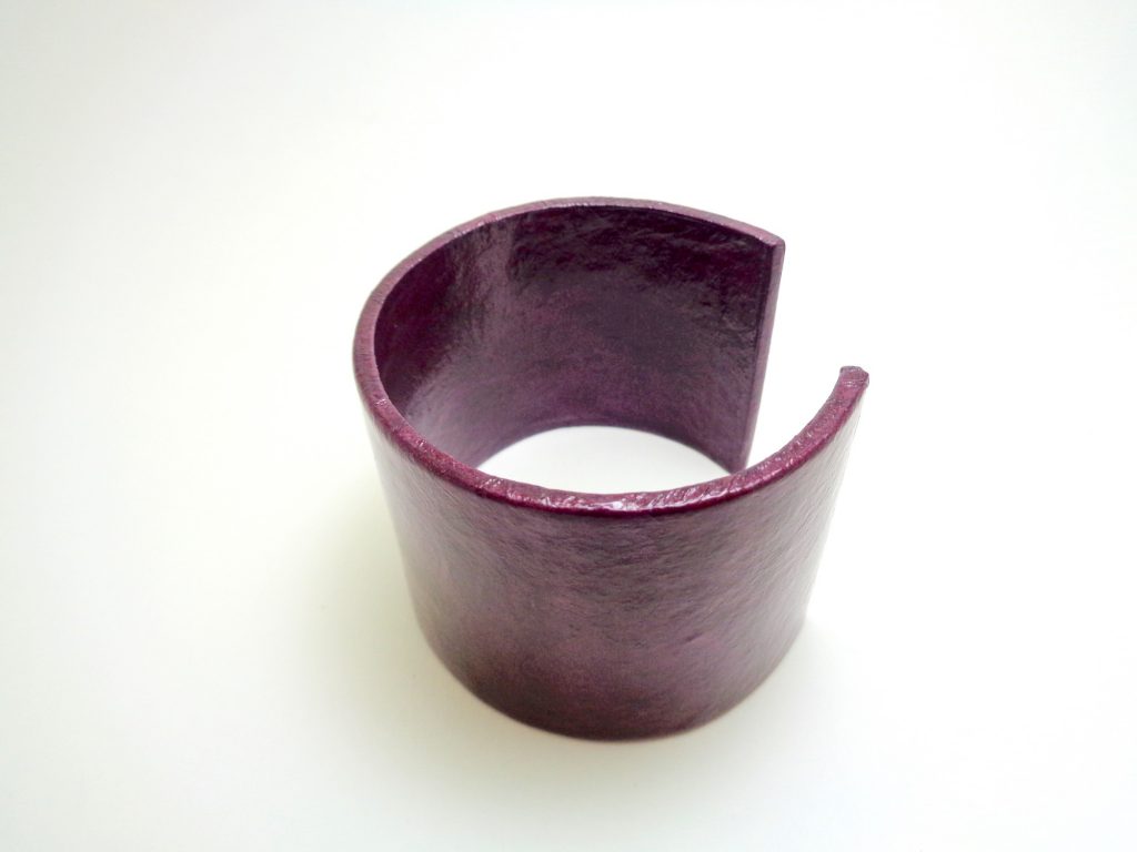 Bracelet en carton - Bordeaux