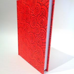 Carnet A5 - 14,5 cm X 21 cm - Rouge à cercles noirs - 160 pages – Image 4