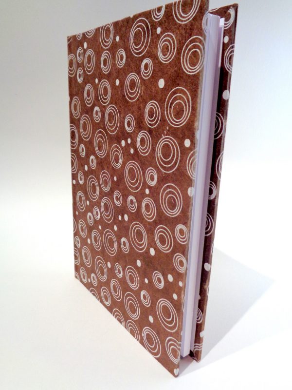 Carnet A5 - 14,5 cm X 21 cm - Marron à cercles blancs - 160 pages