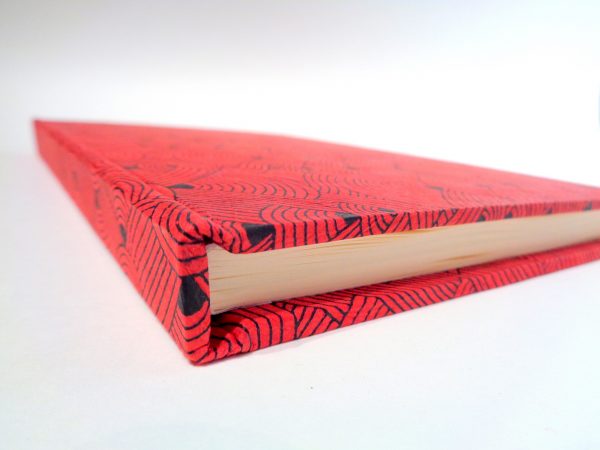 Carnet A5 - 14.5 cm x 21 cm - "Rouge noeuds" - 144 pages