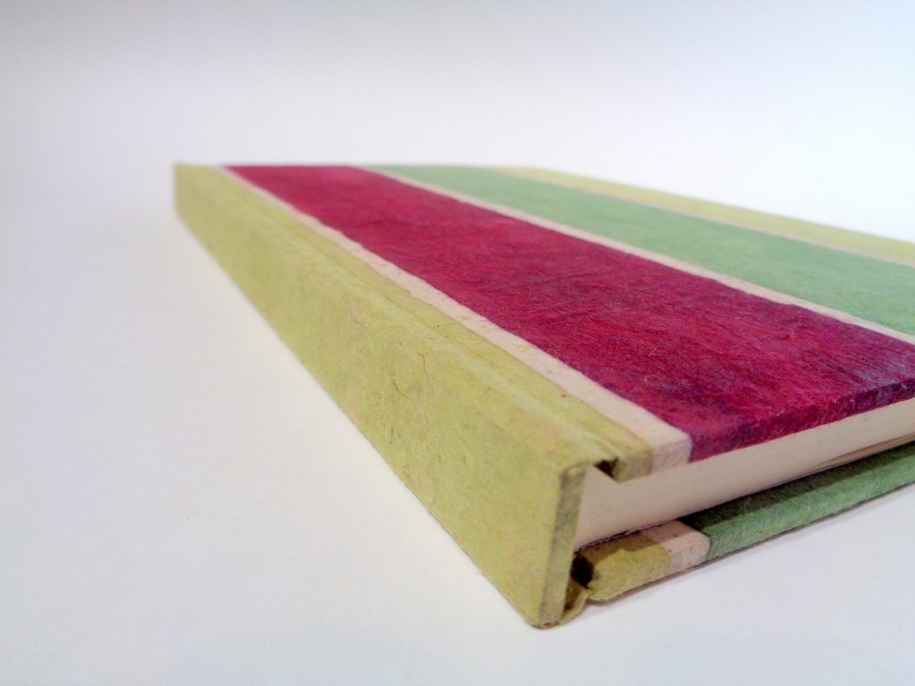 Carnet A5 - 14.5 cm x 21 cm - Bordeaux/Vert - 144 pages