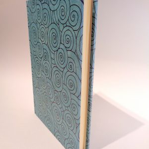 Carnet A5 - 14.5 cm x 21 cm - Bleu cercles noirs - 144 pages – Image 2