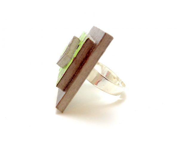 Bague carrée en carton - Marron/Vert étoilé