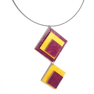 Long pendentif en carton - Bordeaux/Jaune