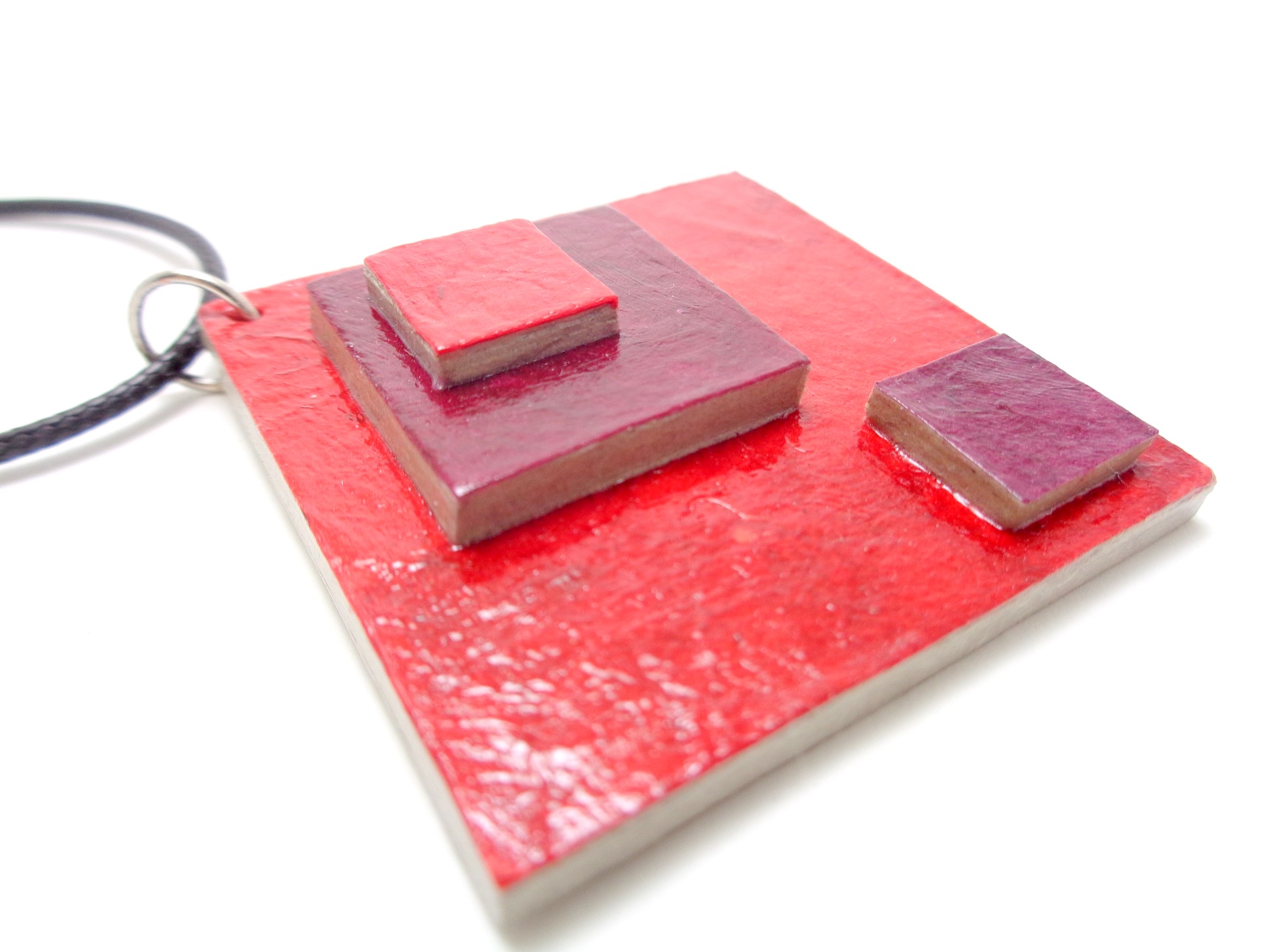 Pendentif losange en carton - Rouge carmin/Bordeaux – Image 3