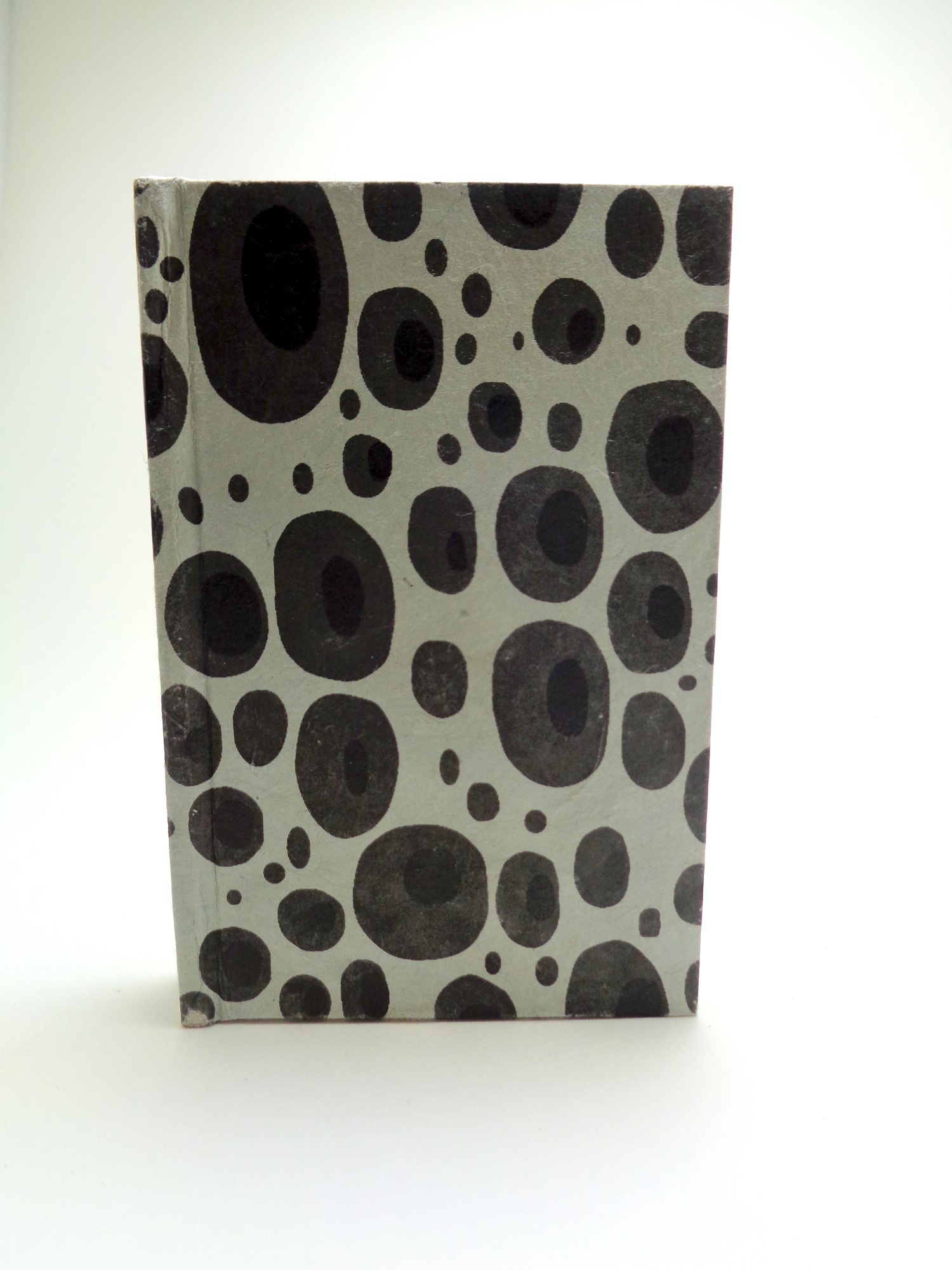 Petit carnet de poche - 6,8 cm X 10,5 cm - Gris galets - 128 pages – Image 1