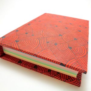 Carnet aux feuilles multi couleurs - "Rouge Nœuds" - 256 pages – Image 2