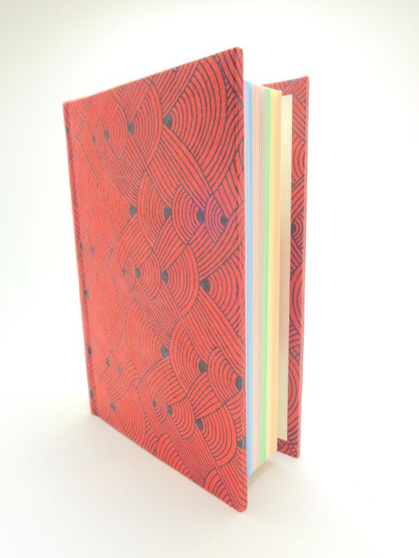 Carnet aux feuilles multi couleurs - "Rouge Nœuds" - 256 pages