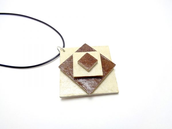 Pendentif en carton - étoile - Blanc/Marron