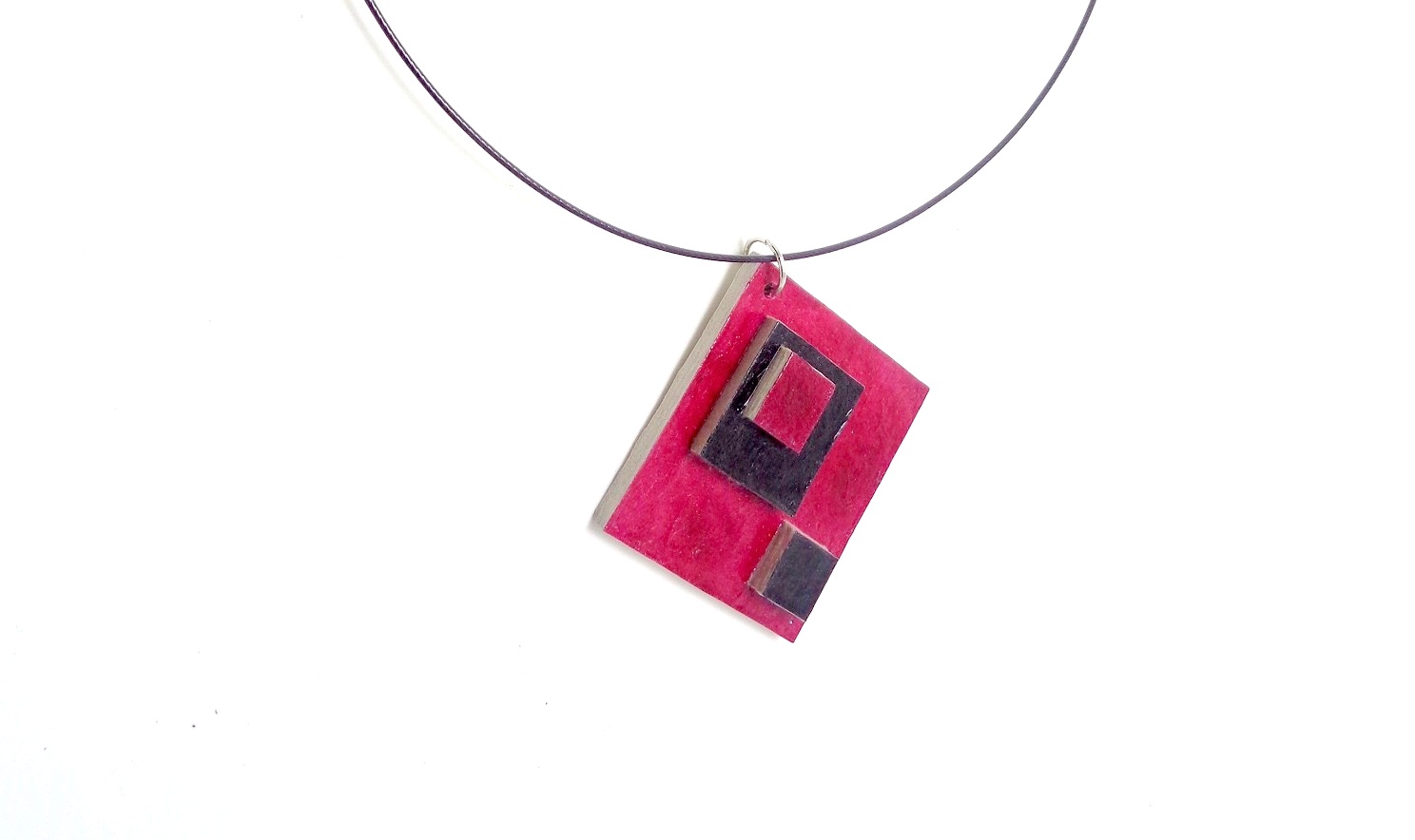 Pendentif losange en carton - Framboise/Noir – Image 3