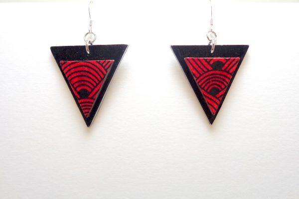 Boucles d'oreille en carton - Triangles -Noir/Rouge Nœuds - Argent 925