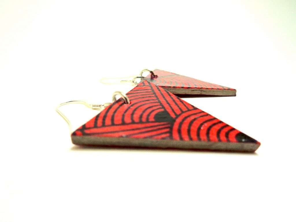Boucles d'oreille en carton - Triangles - Rouge noeuds - Argent 925