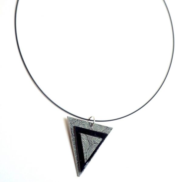Pendentif triangle en carton - Gris cercles/Noir