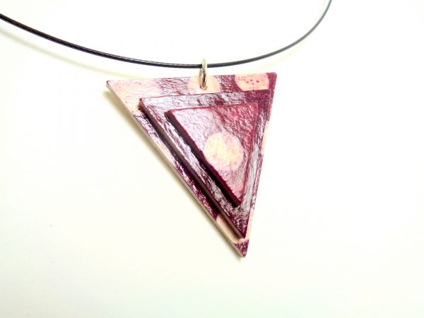 Pendentif triangle en carton - Bordeaux à pois/Bordeaux