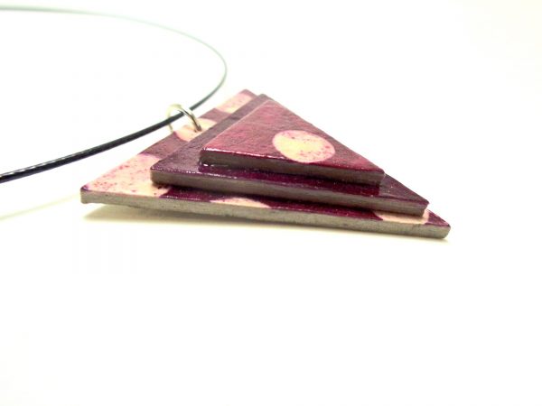 Pendentif triangle en carton - Bordeaux à pois/Bordeaux