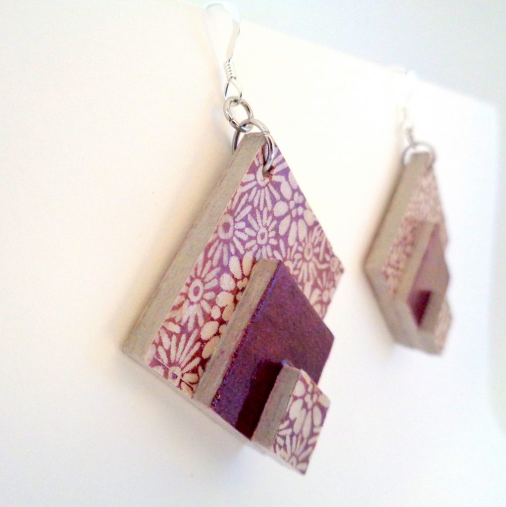 Boucles d'oreille en carton - grand losange- Fleurs bordeaux/Bordeaux - Argent 925
