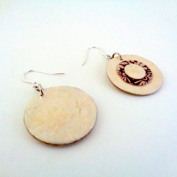 Boucles d'oreille en carton - Petites rondes X3 - Blanc/Fleurs bordeaux - Argent 925