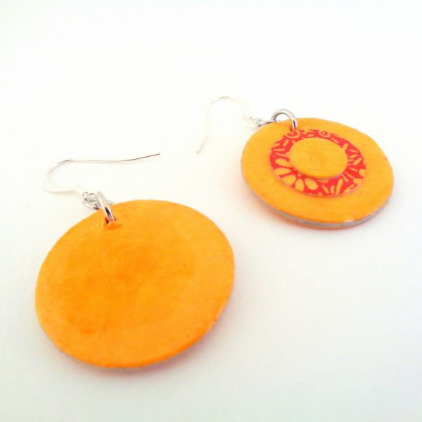 Boucles d'oreille en carton - Petites rondes X3 - Jaune ocre/Fleurs orange - Argent 925