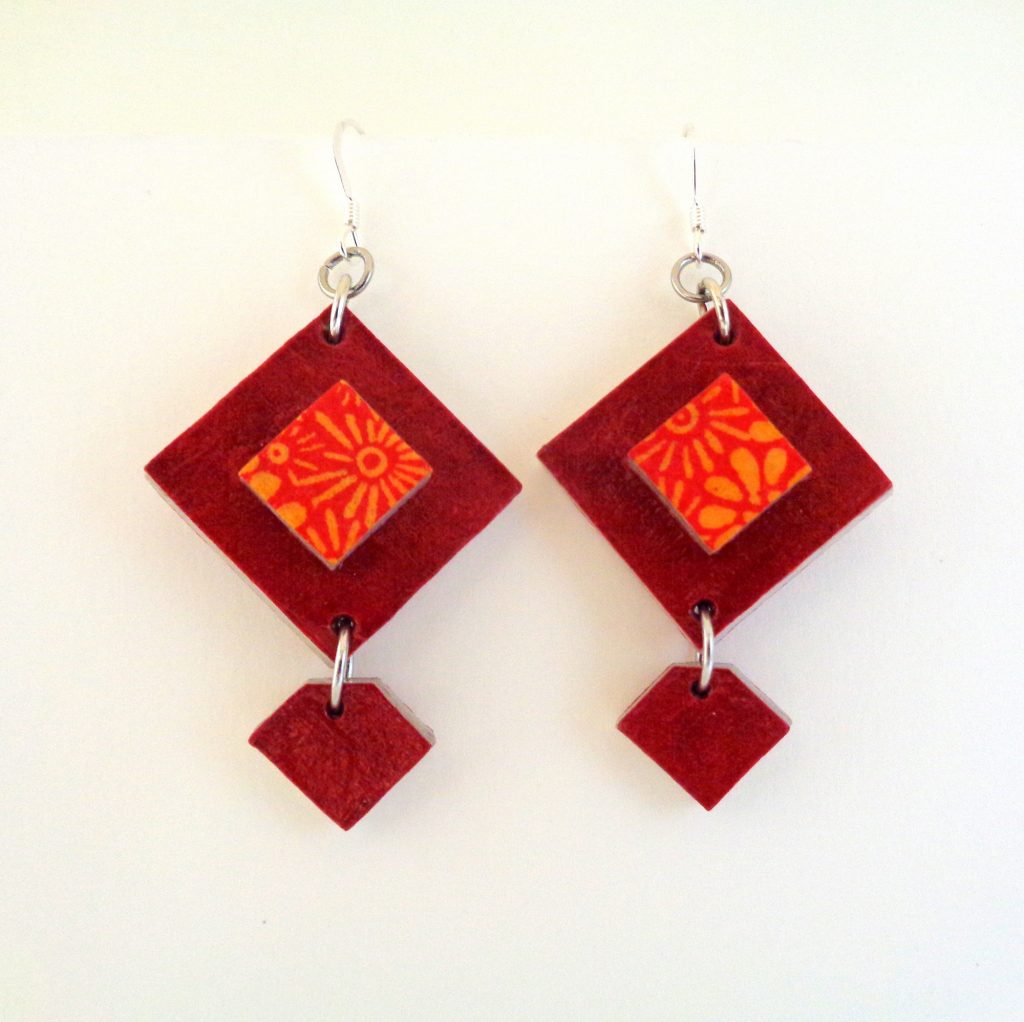 Boucles d'oreille en carton - Classique - Rouge carmin/Fleurs orange/Rouge carmin - Argent 925