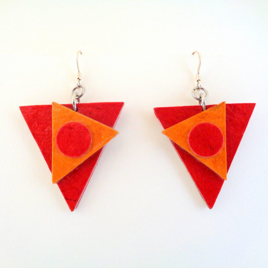 Boucles d'oreille en carton - Triangles décalés - Rouge/Orange - Argent 925