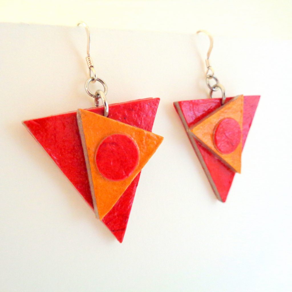 Boucles d'oreille en carton - Triangles décalés - Rouge/Orange - Argent 925