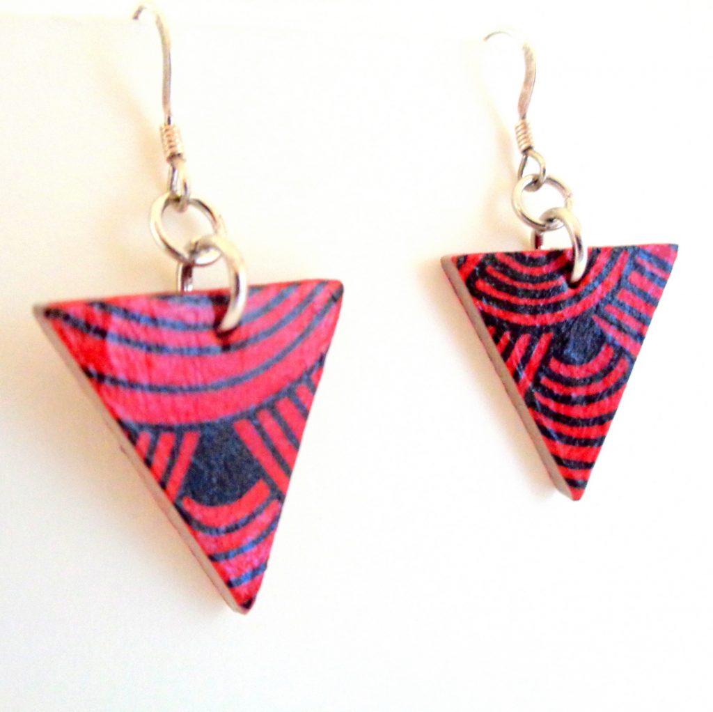Boucles d'oreille en carton - Petit triangle - Rouge Nœuds - Argent 925