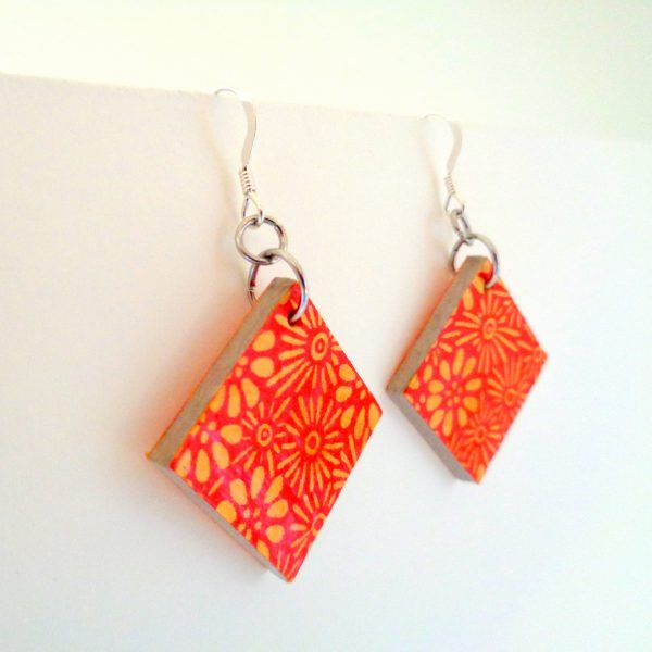Boucles d'oreille en carton - Petit carré - Orange fleurs - Argent 925