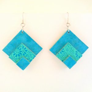 Boucles d'oreille en carton - grand losange - Bleu turquoise/Fleurs bleues - Argent 925
