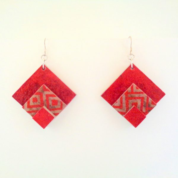 Boucles d'oreille en carton - grand losange - Rouge carmin/Rouge géo - Argent 925
