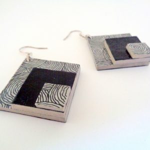 Boucles d'oreille en carton - grand losange - Cercles gris/Noir - Argent 925 – Image 2