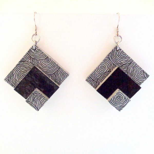 Boucles d'oreille en carton - grand losange - Cercles gris/Noir - Argent 925