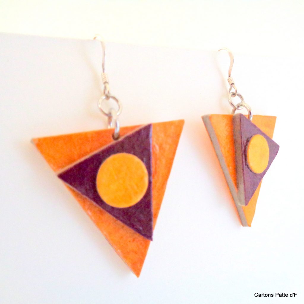 Boucles d'oreilles en carton - Triangles décalés - Jaune ocre/Bordeaux - Argent 925